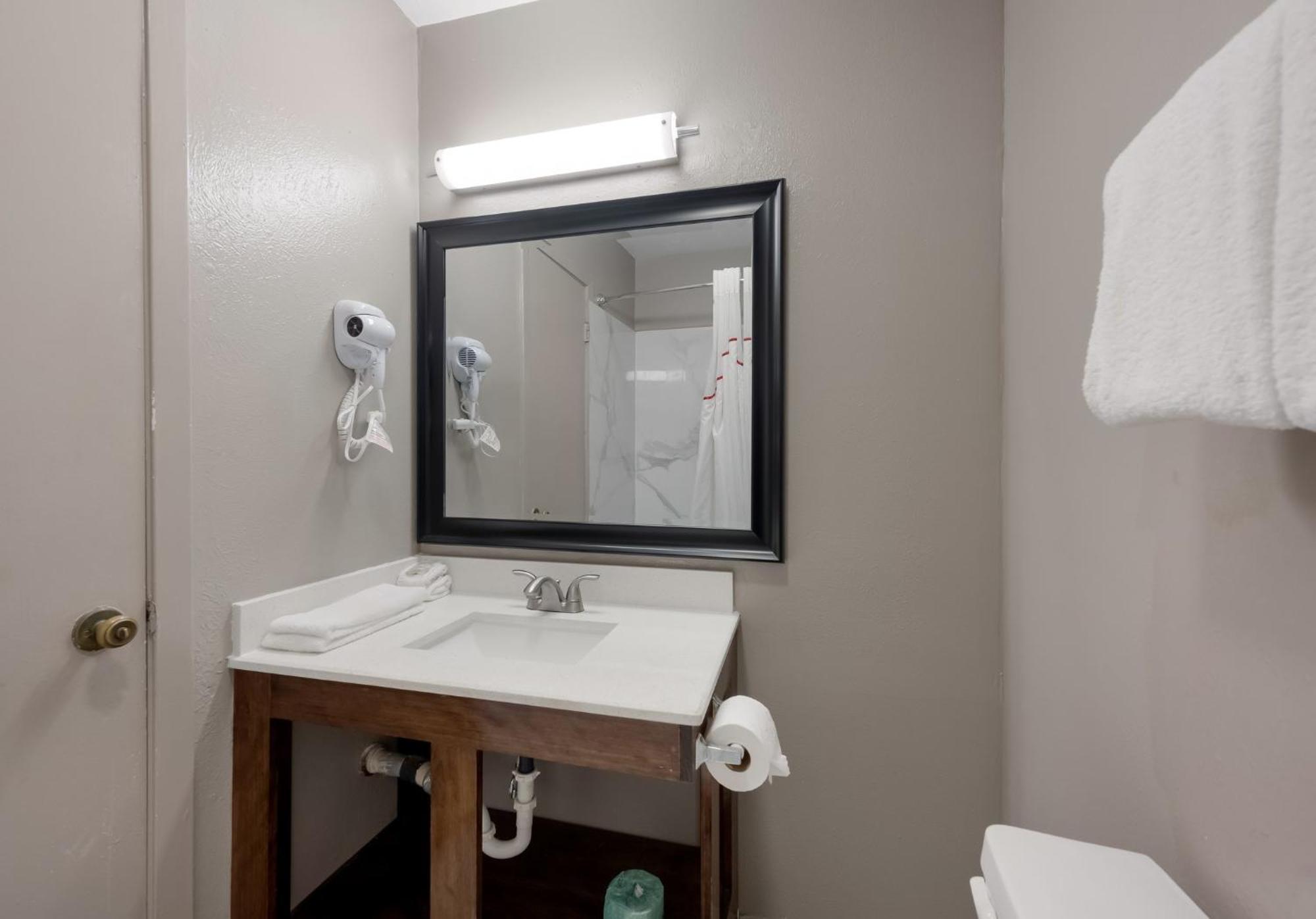 Red Roof Inn Madisonville מראה חיצוני תמונה
