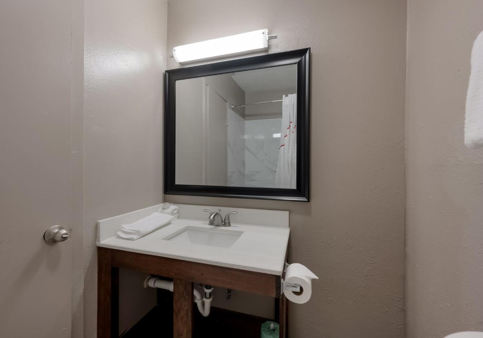 Red Roof Inn Madisonville מראה חיצוני תמונה