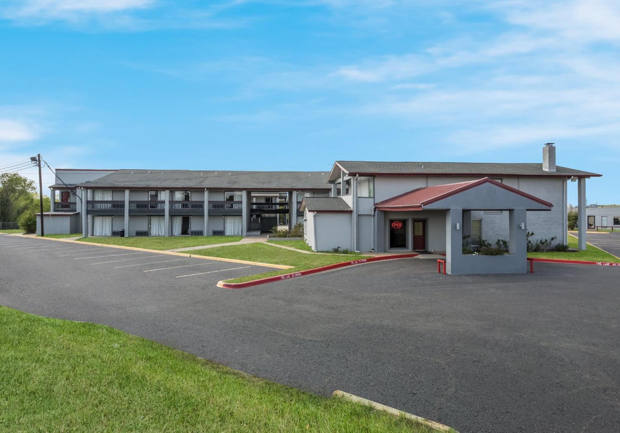 Red Roof Inn Madisonville מראה חיצוני תמונה