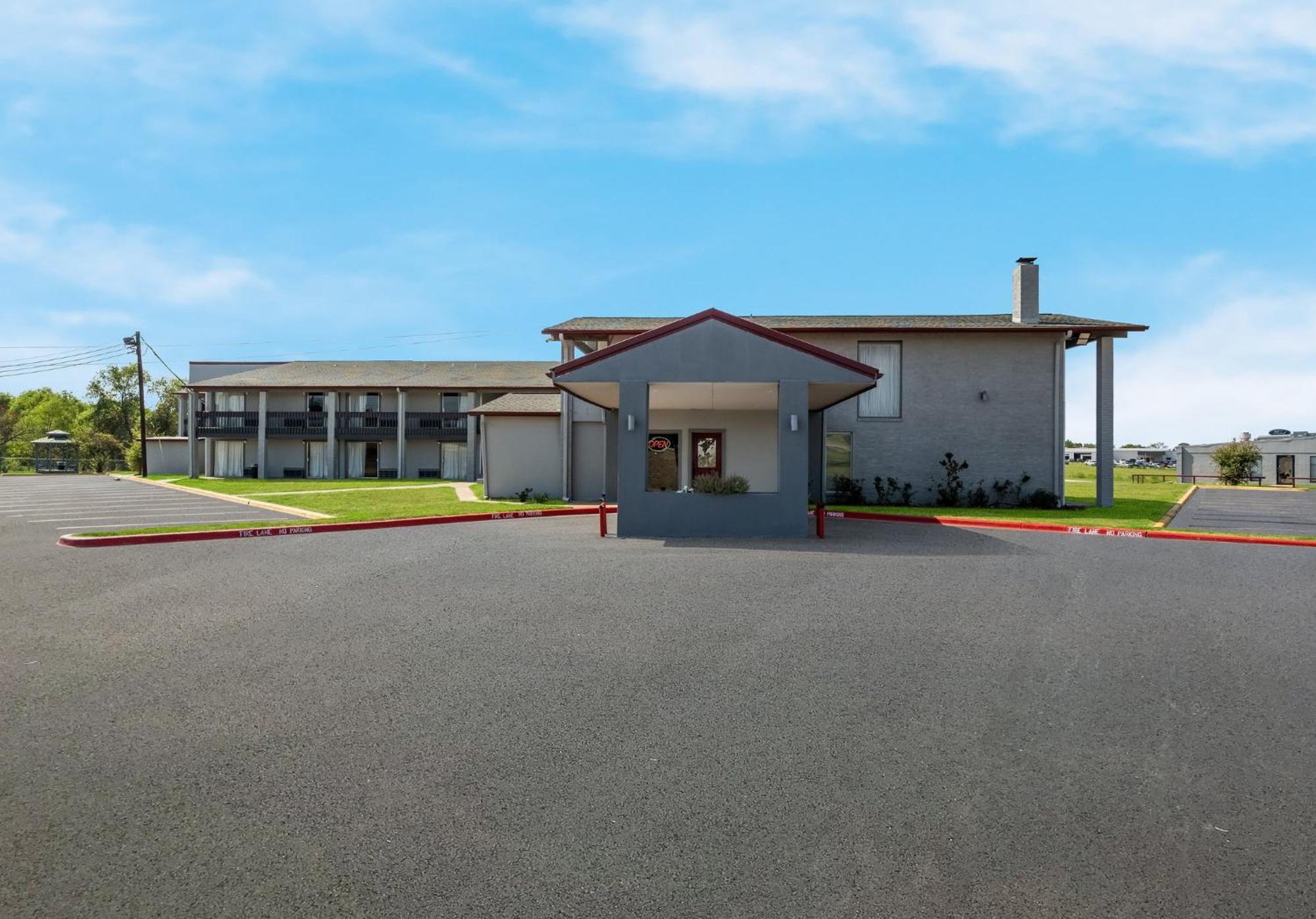 Red Roof Inn Madisonville מראה חיצוני תמונה