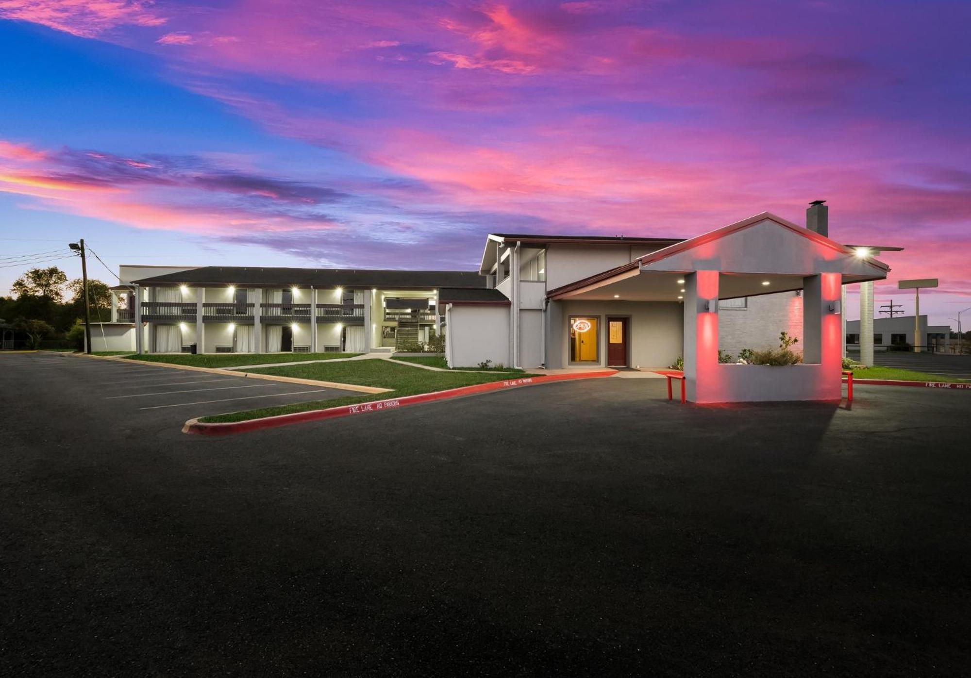 Red Roof Inn Madisonville מראה חיצוני תמונה