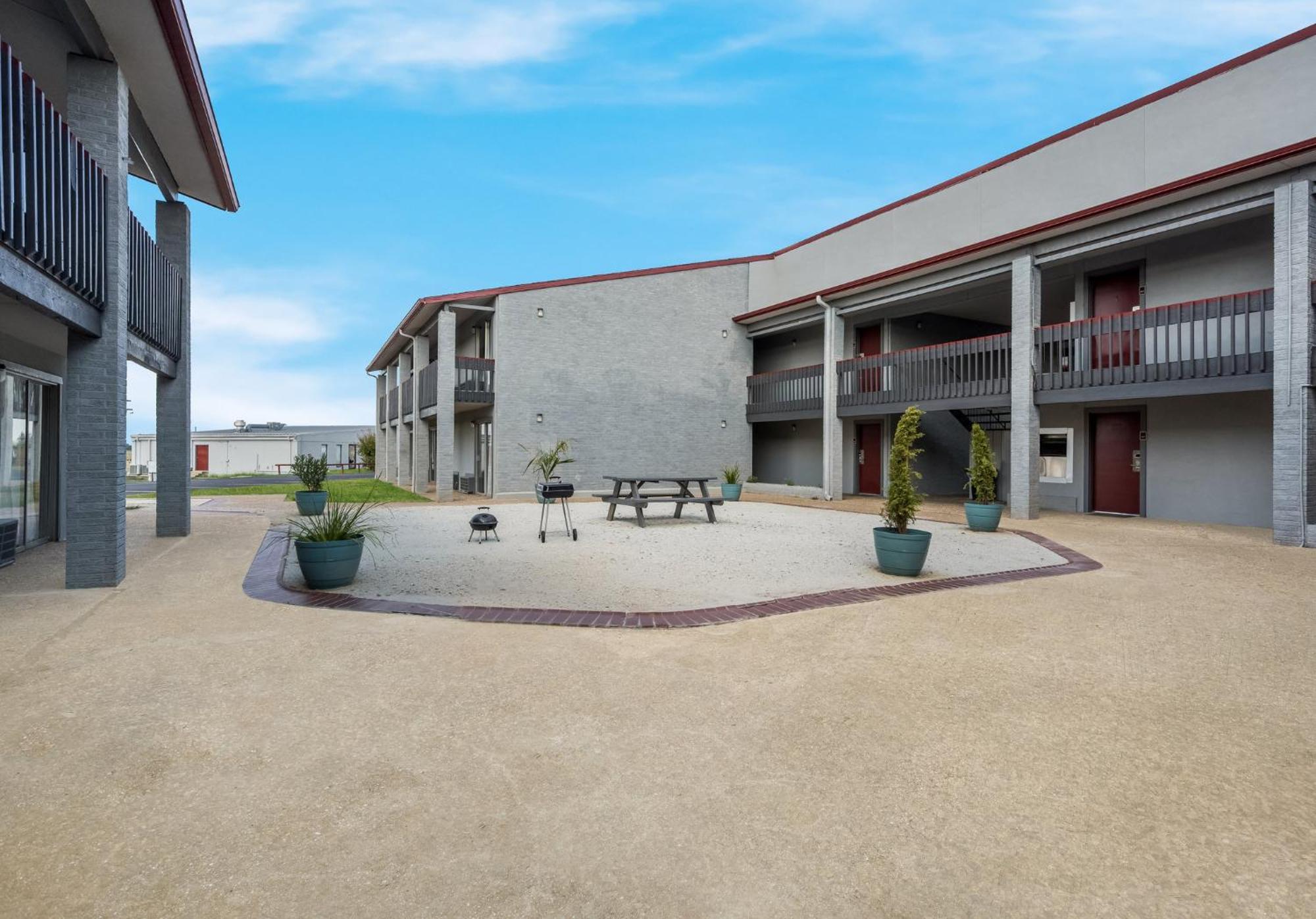 Red Roof Inn Madisonville מראה חיצוני תמונה